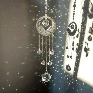 Dreamcatcher |   Gorgeous Crystal Wind Catcher Wind Chime – Add a Touch of Elegance to Your Garden or Window! Dreamcatcher Dreamcatcher